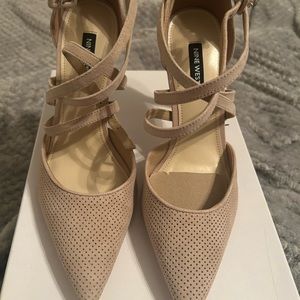 New in box - never worn Nine West Fiesta heels